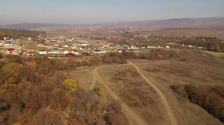 ОСЕННИЙ ЛЕС И ГОРЫ ДОЛИНА КРАСОТЫ.  КРЫМ