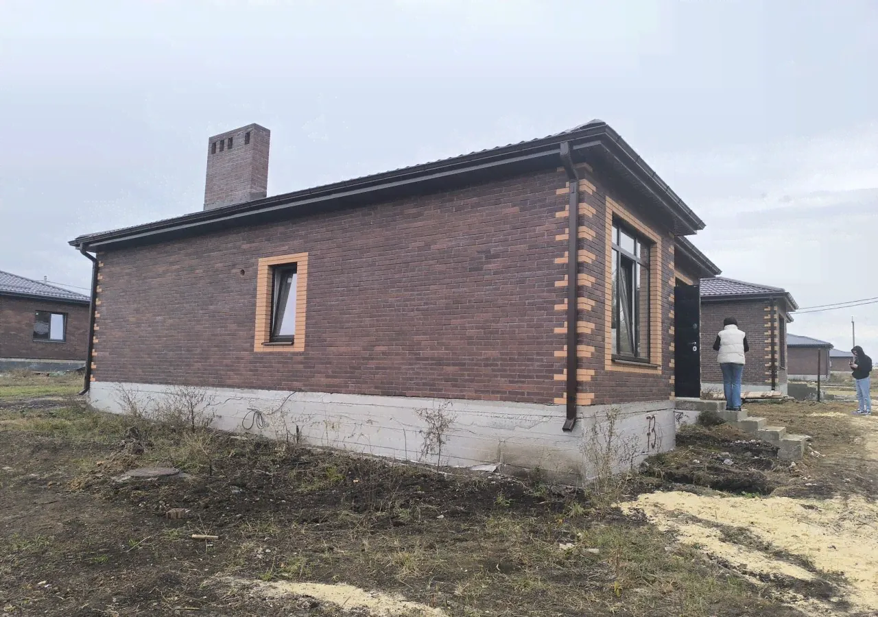 Продам дом 90.0 м² на участке 6.0 сот этажей 1 район Азовский село Кулешовка Обильненское сельское поселение, СНТ Солнечная Долина, ул. 4-я Линия-3